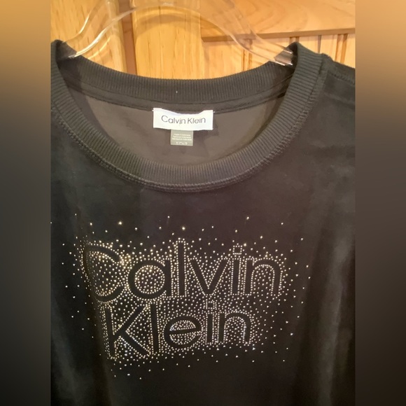 Calvin Klein Black Short Sleeve Tee - Picture 2 of 5